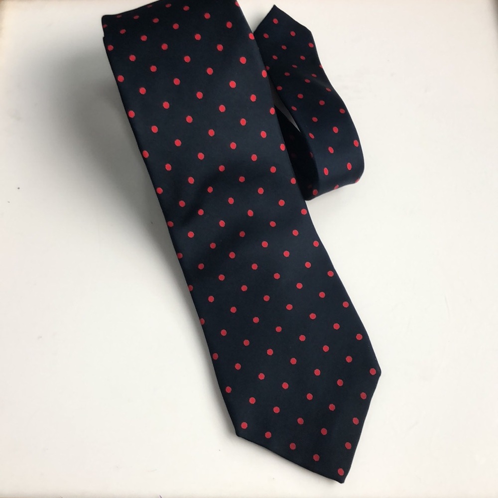 Jacques Pierre VTG Slim Polka Dot Red/Black background Silk